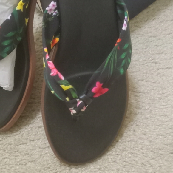 Cole Haan sandals sz 8 - Picture 2 of 5